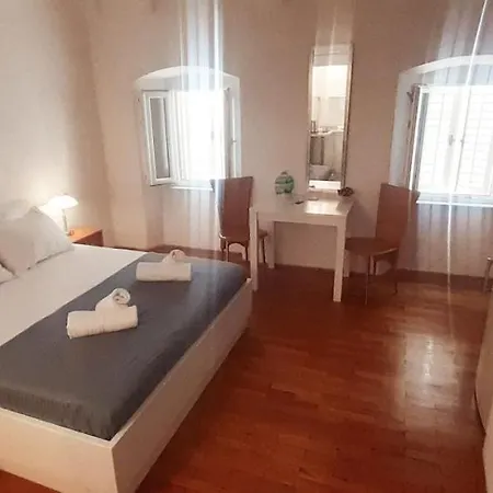 Peppino - Old Town Ντουμπρόβνικ