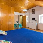 Peppino - Old Town Appartement