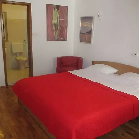 Peppino - Old Town Apartment