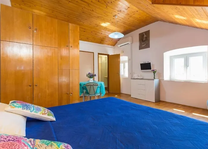 Peppino - Old Town דירה